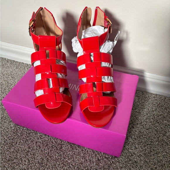 Shoes - New in box coral wedge sandals